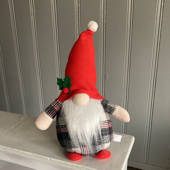 NWT- 16” Adorable Red Hat- Black, White & Red Plaid- Holiday Gnome Decorations - Picture 11 of 17